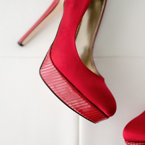 Bebe Red Satin Jeremy Platform Pumps 8.5 New in Box - Picture 12 of 13